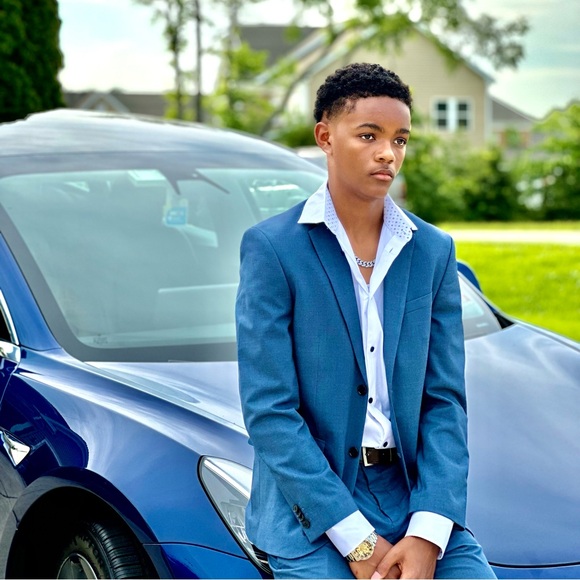 H&M Slimfit Suit - Picture 2 of 3